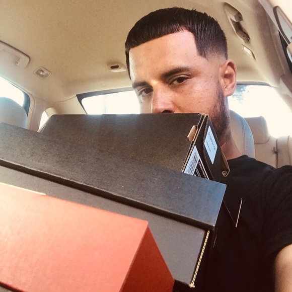 Meet your Posher, Manuel - Picture 1 of 1